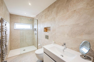 Photo 22- click for photo gallery